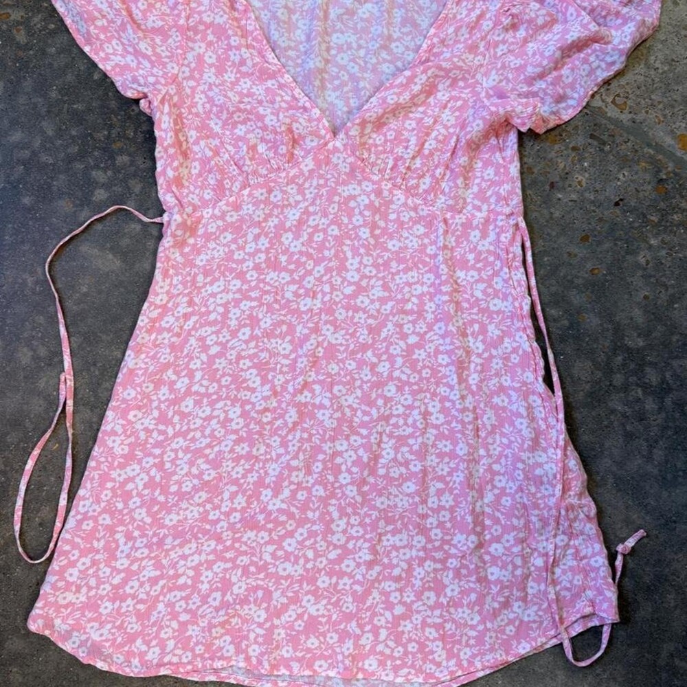 Billabong pink floral dress Size S #floral #vacation
